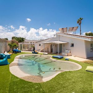 Don Leonardo - Pool And Wellness